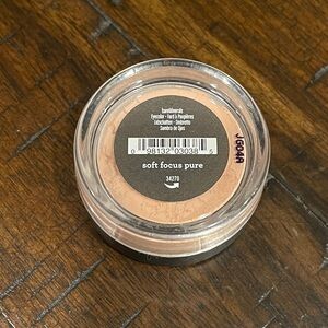 💚4/$20 BARE MINERALS Loose Mineral Eye Color, Soft Focus Pure